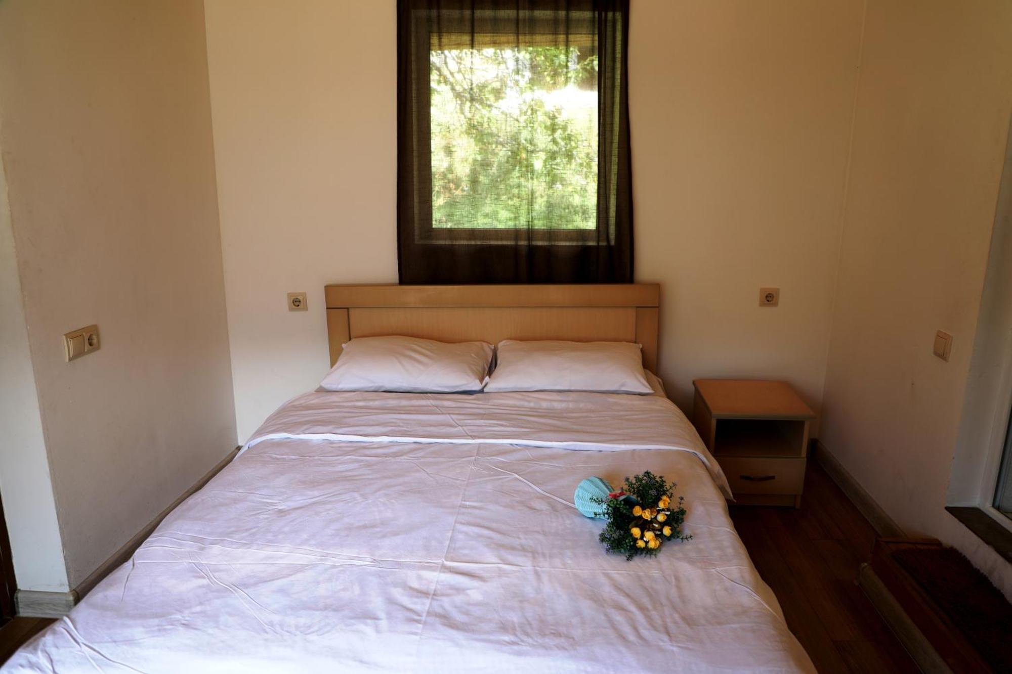 Nadia Guesthouse Mestia Buitenkant foto